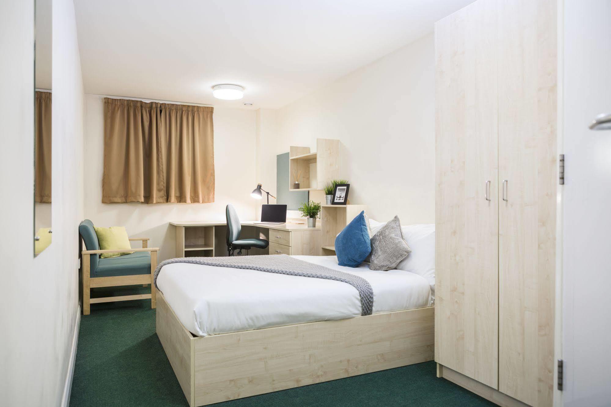 Newport Student Village Eksteriør bilde